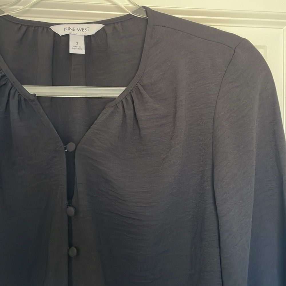 Nine West Black Gauzy Blouse with Buttons Size Small